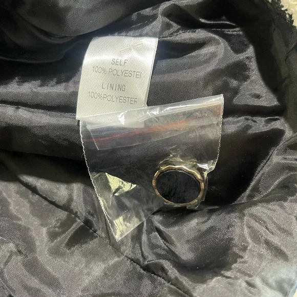 NWOT Vici White Gold Black Emme Tweed Pocketed Blazer Jacket Sz Medium - Picture 16 of 16